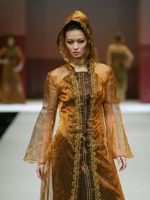 07/08"丝路霓裳"孙秀琴民族服饰作品发布会