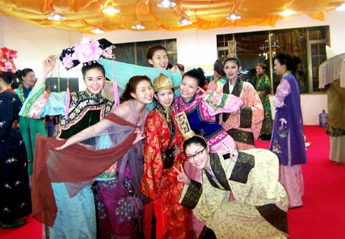 С�㲥���������֣�ģ���ǵĹ�װɱ����Ϸ��