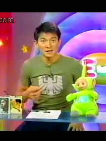 刘德华代班娱乐新闻