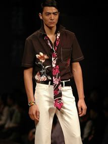 ̫����--����2006������װ������