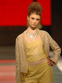 动感中国 杨霖 多吉2006春夏时装发布会