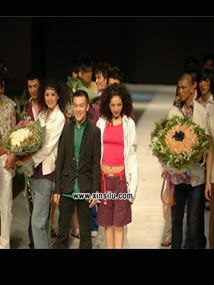 柏仙多格 王玉涛06春夏时装发布会