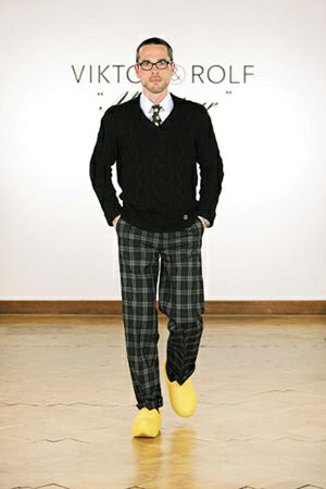 T̨��&nbsp;ʱװ��ʦ�Լ���ô��?