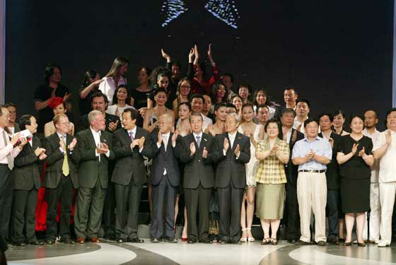 �й�����ʱװ��ʮ��ʢ��Բ������