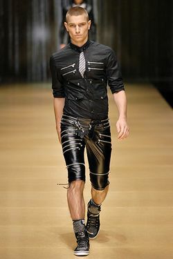 D&G 08����������װ