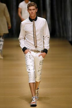 D&G 08����������װ