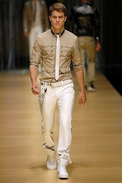 D&G 08����������װ