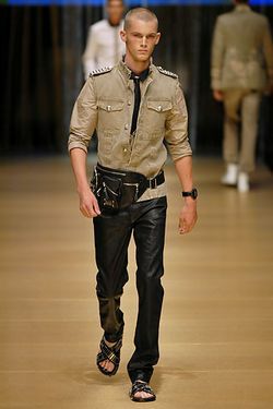 D&G 08����������װ