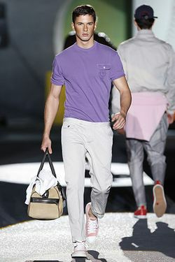 Dsquared 08����������װ