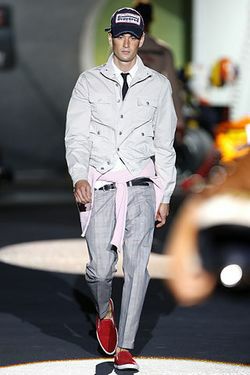 Dsquared 08����������װ