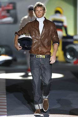 Dsquared 08����������װ