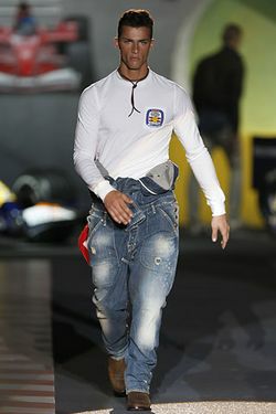 Dsquared 08����������װ