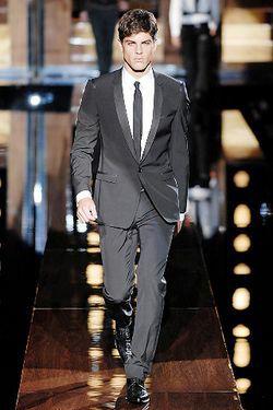 Dolce & Gabbana  08����������װ