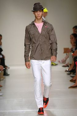 Moschino 08������װ������ 