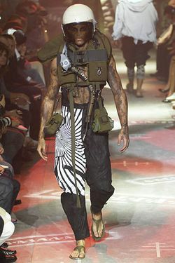 John Galliano08������װ������