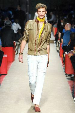 Roberto Cavalli 08������װ������