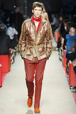 Roberto Cavalli 08������װ������