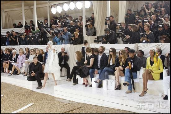 ��������������ʱװ������ɫ�������(��ͼ)