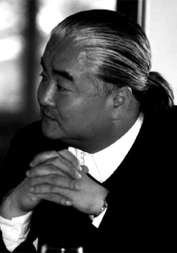 �й�����ʱװ�ܲ�չ���ʦ