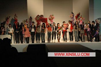 ����-����ʿ����ѧԺ��ҵ����Ʒչʾ