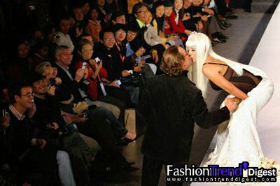 �԰���볬Galliano