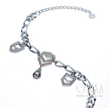 Grosse�����ݻ��鱦�����ɶ�Ů��