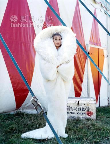 ��ģ���ٻ�����ѩ�������˼�