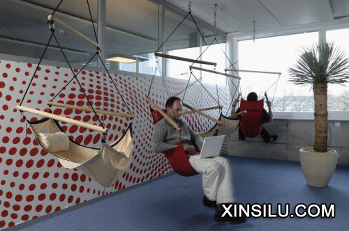 Google�����������º����ܲ�