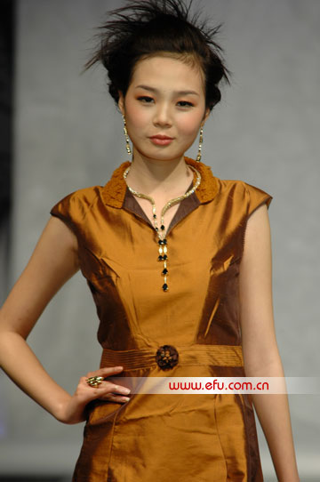 08����������̩���ȱ���������ƾ�������Ļ