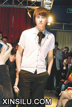 ģ�س�����֣Ԫ���Ϻ�����ί