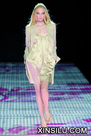 2008Ůʿʱװ��������Ҳ�ݻ�