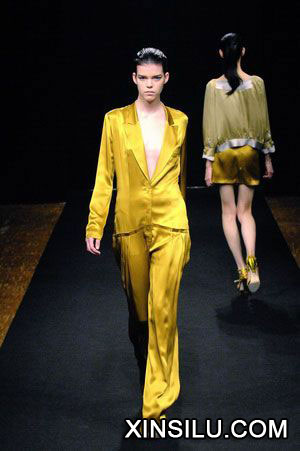 2008Ůʿʱװ��������Ҳ�ݻ�