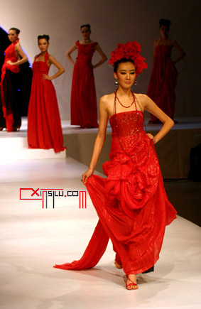 �����ĵ����ʦ̨ͬ����ʱװ