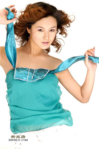 �׽������Ů��Ӿװ������&nbsp;�ҵ�Ů�Ըг���