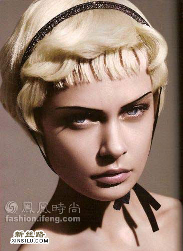 DIOR&nbsp;Jadore��ˮ�¹��&nbsp;����ģ��Tiiu&nbsp;Kuik