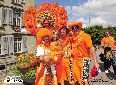 ���·��ؽ��޹�ս�������&nbsp;��Ů������������