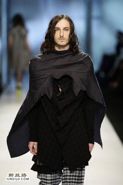 2008��Ŧ��ʱװ��Nom&nbsp;D&nbsp;09�������з���