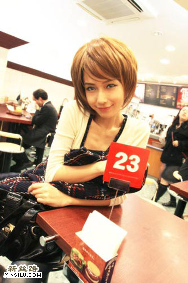 �£��ձ���òŮģ������������(��ͼ)