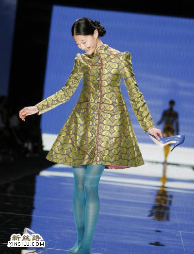 ŦԼʱװ�ܵ�ģ�ذ���ˤ�ӡ���