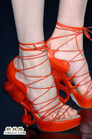 Christian&nbsp;Dior&nbsp;09���ĸ߼�ŮװT̨Ь��