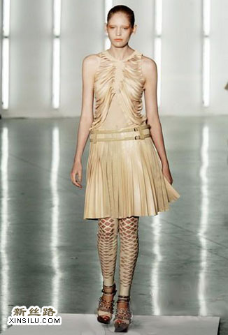 ��һ��ŦԼ�ġ�ʱװ�ࡱ