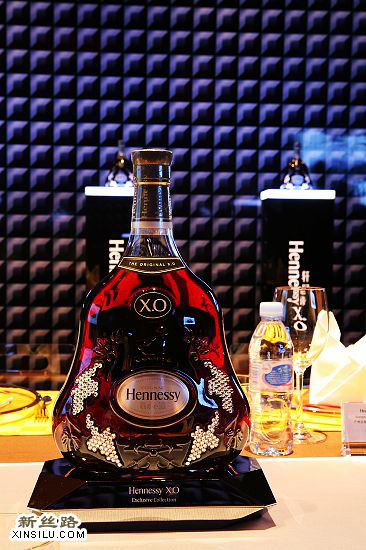 ����ʫX.Oȫ�¡�Iridescence�������ζ