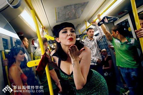 ����ʱװ��&nbsp;�����ϵĸ���ʱװ��