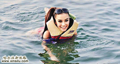 AngelababyӾװ����