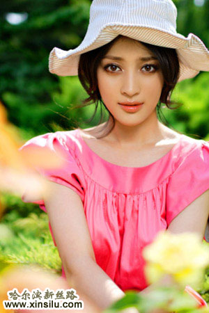 �°��ɫ�˽���������