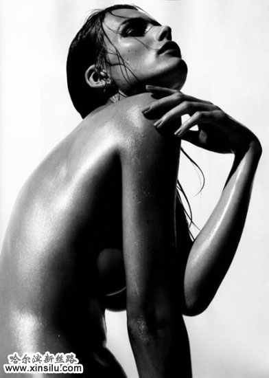 ��ģ�����Ըд�Ƭ