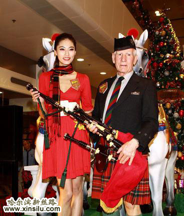 ��ģ�±���