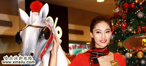 ��ģ�±���