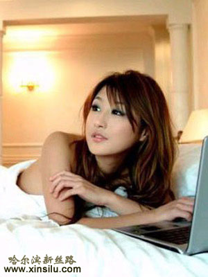 ������Ů������