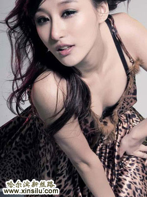 ������Ů������